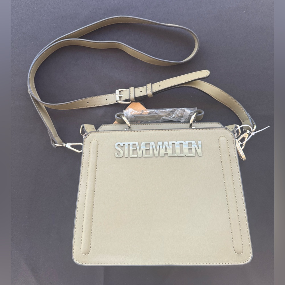 Steve Madden crossbody purse